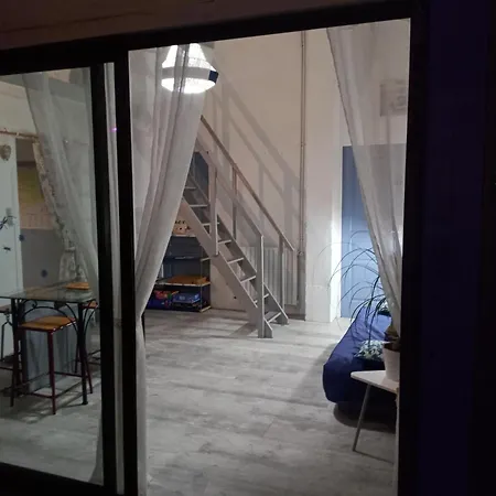 Appartement Studio D'aqui Et D'ailleurs Perpignan