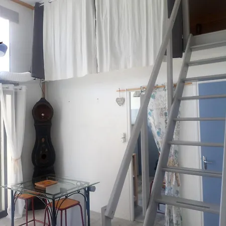 Studio D'aqui Et D'ailleurs Appartement *