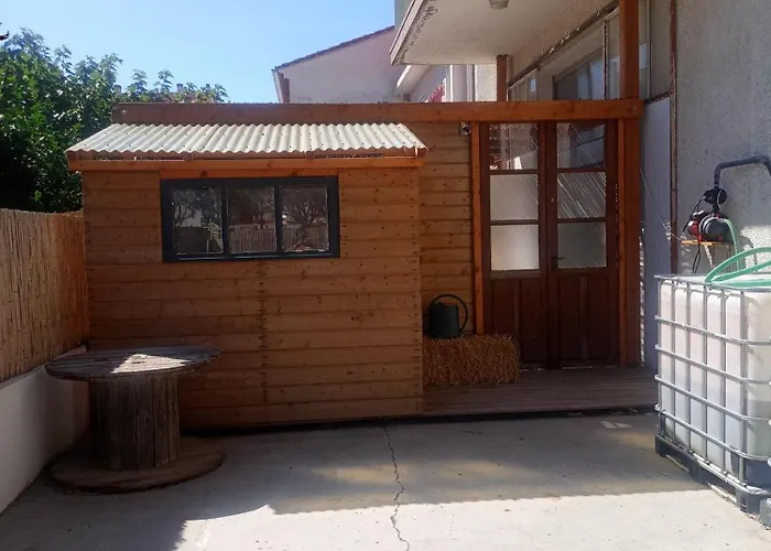 Studio D'aqui Et D'ailleurs Перпиньан