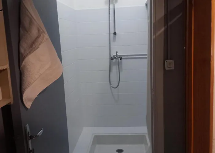 Apartament Studio D'aqui Et D'ailleurs *