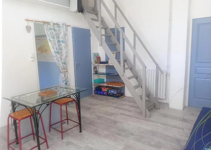 Studio D'aqui Et D'ailleurs Апартаменты Перпиньан